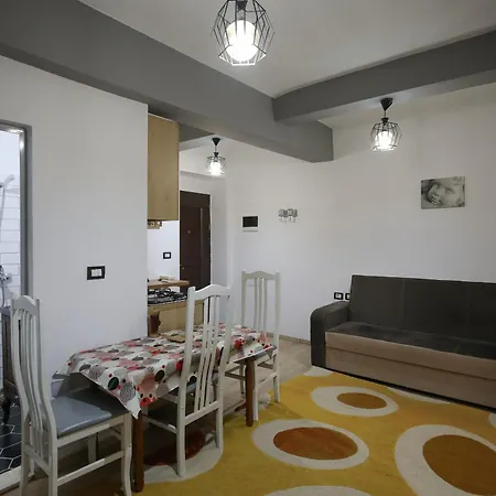 Apartment Super In The Ancient Roman Amphitheater Durres
