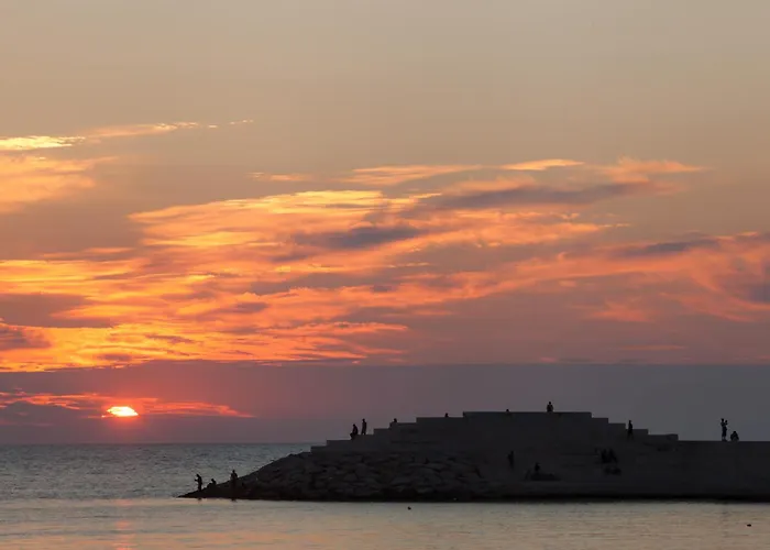 Super In The Ancient Amphitheater