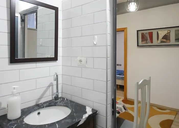 Super In The Ancient Amphitheater Apartment Durrës