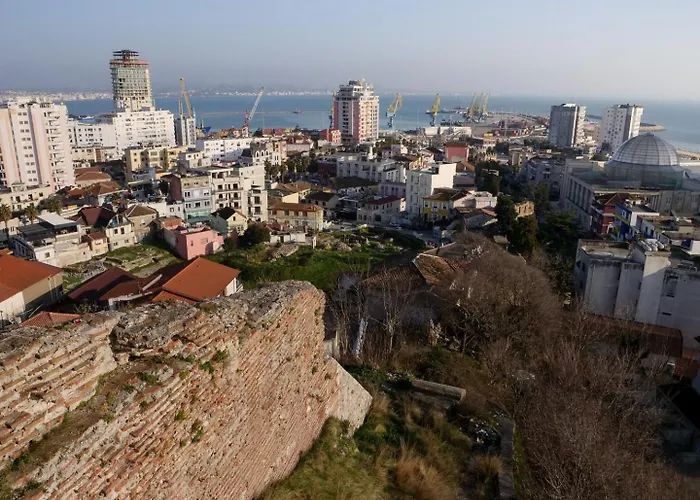 Super In The Ancient Amphitheater * Durrës